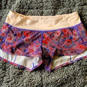 Lululemon speed short 2.5” size 6